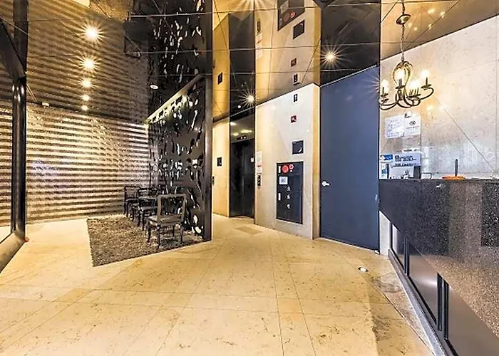 Cullinan Jongno 3*